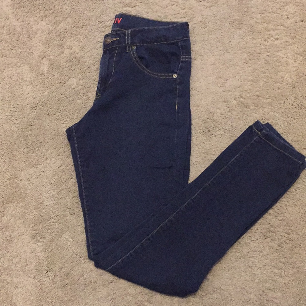 NWOT Skinny Stretch Jeans Delia’s Liv Style, Sz 8